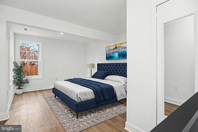 Building Photo - 312 E Gordon St