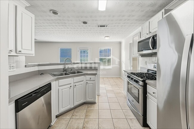 Building Photo - 3168 Bradford Pear Dr