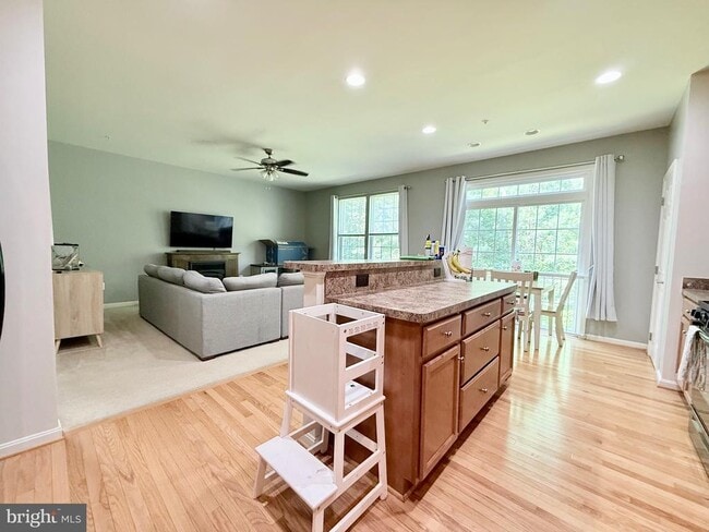 Building Photo - 43661 Evening Primrose Ct