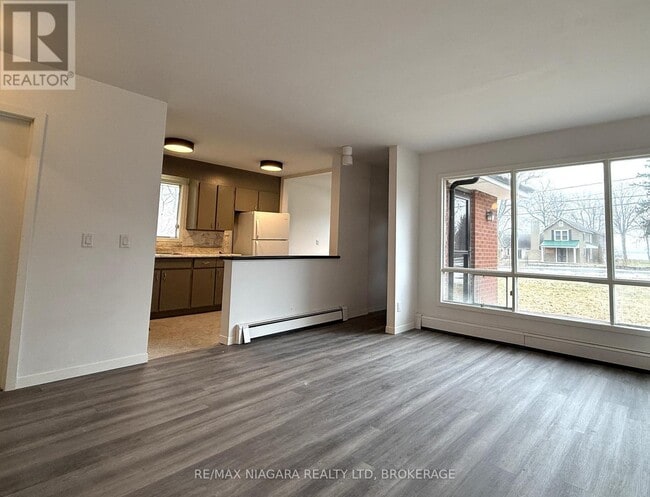 Photo du bâtiment - 1544 Stockton Ln