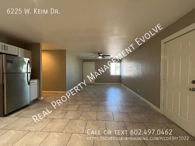 Foto del edificio - Updated Glendale Home