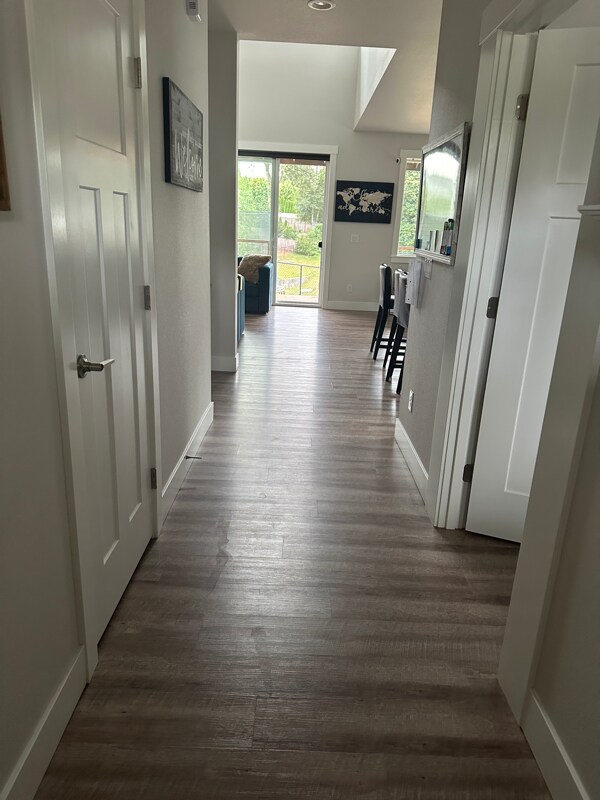 Building Photo - 7645 Deschutes Heights Ct SE