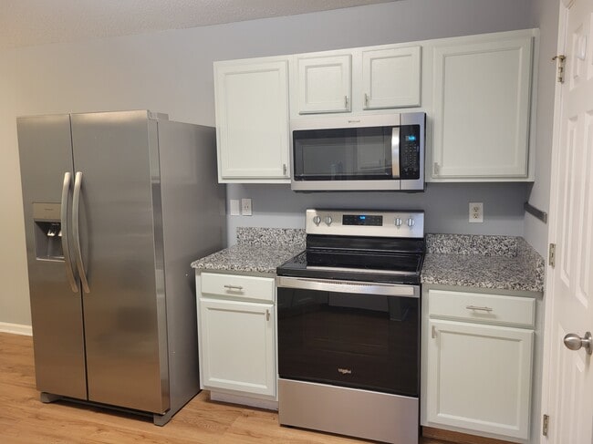 Foto del edificio - 2266 Charleston Pointe SE