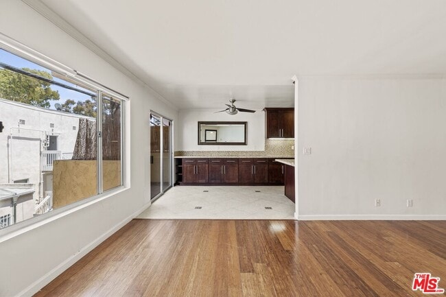 Foto del edificio - 1033 6th St