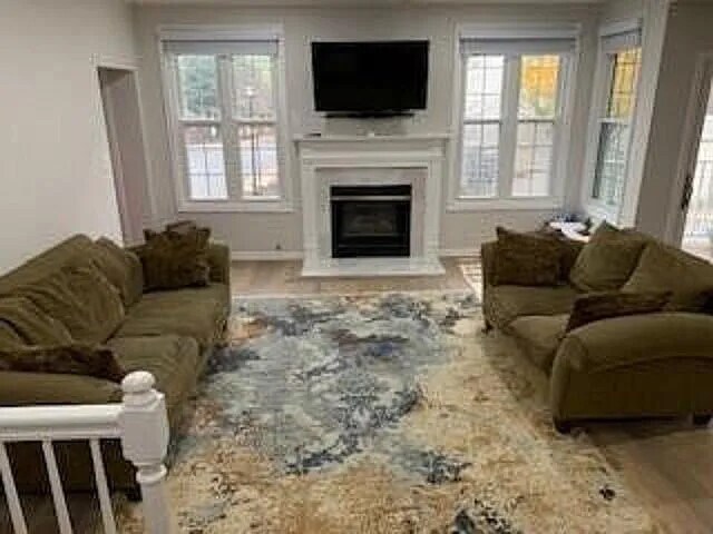 Foto del edificio - 4657 Longstreet Ln