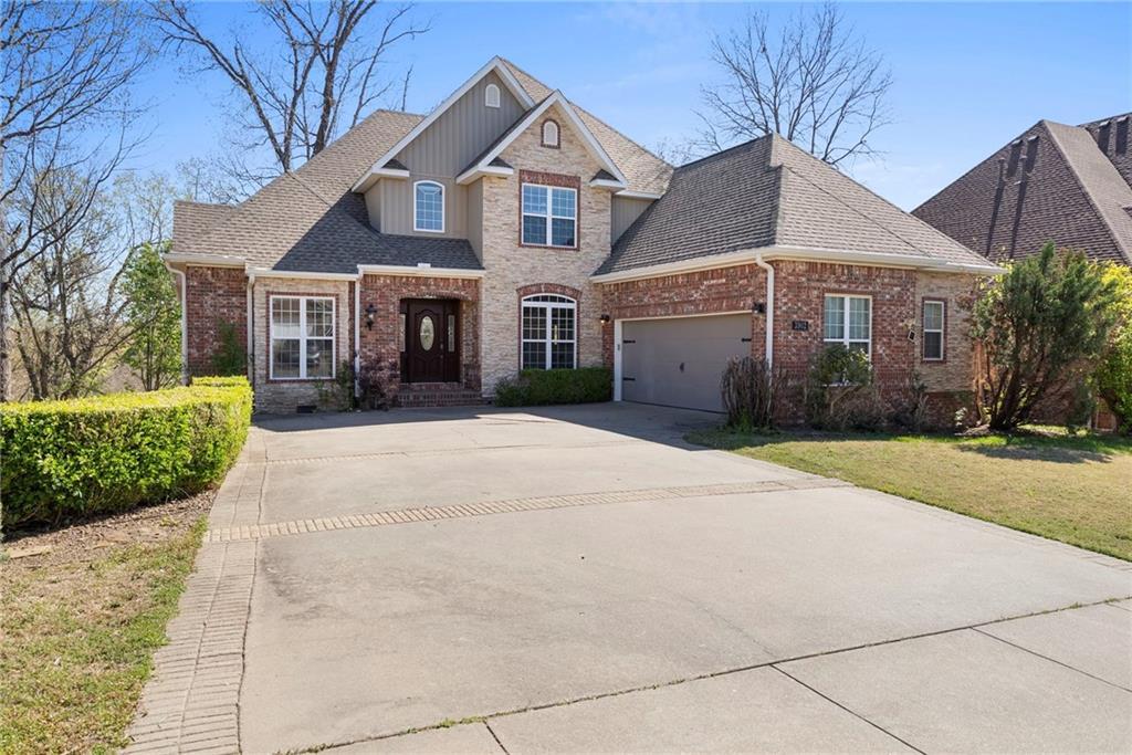 Foto principal - 3902 NE Cadbury Ave