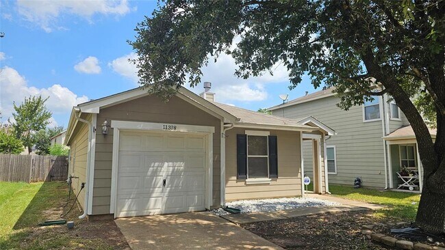 Building Photo - 11318 Log Cabin Ln