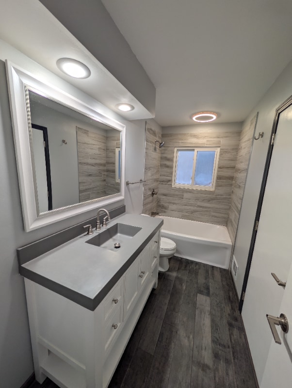 Building Photo - 8381 5th St NE