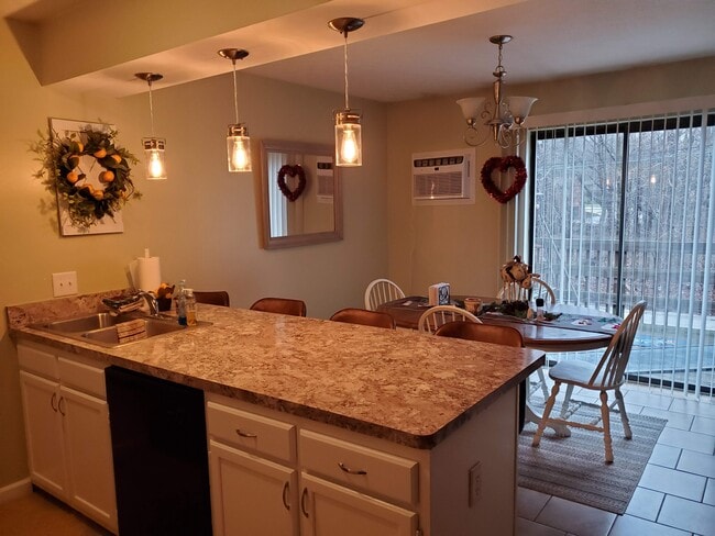 Building Photo - 6268 5th Ave