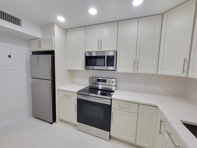 Foto del edificio - 733 SE 1st Way