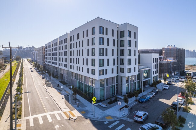 Alt. Exterior - Star View Court