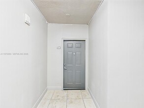 Building Photo - 275 NE 18th St