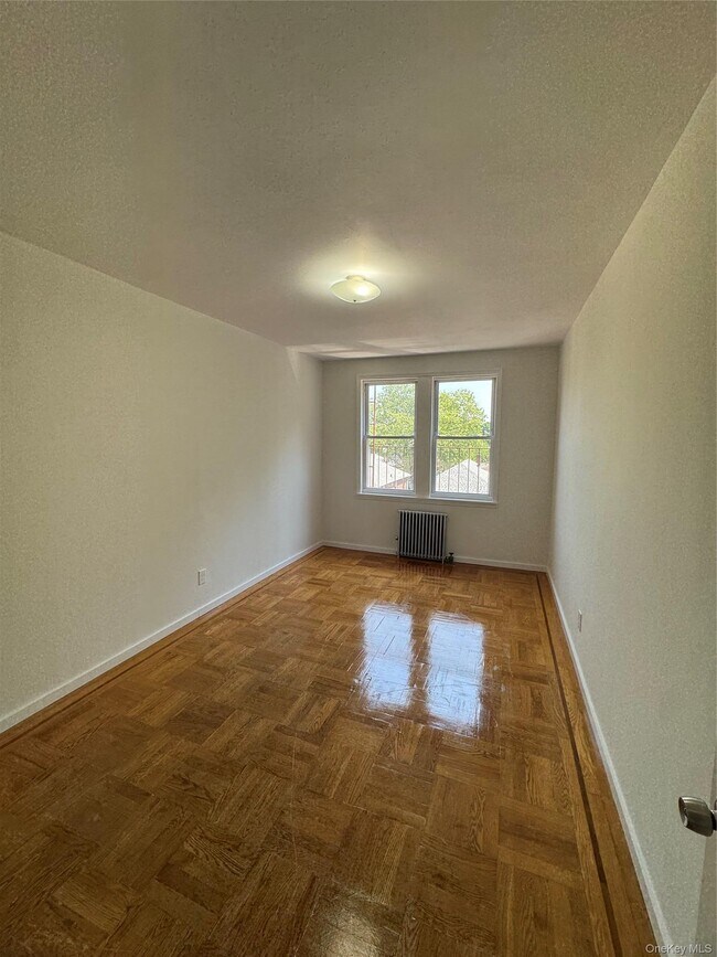 Foto del edificio - 3922 Amundson Ave