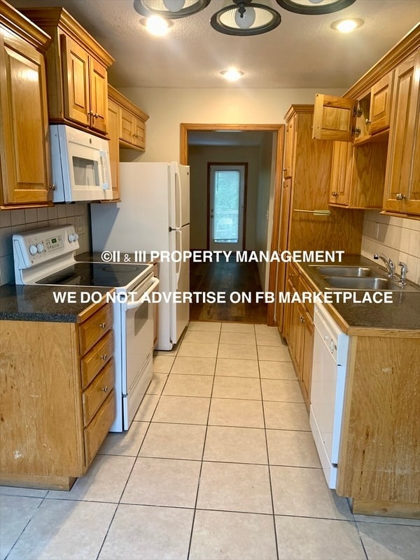 Building Photo - 5108 Hardy Ct