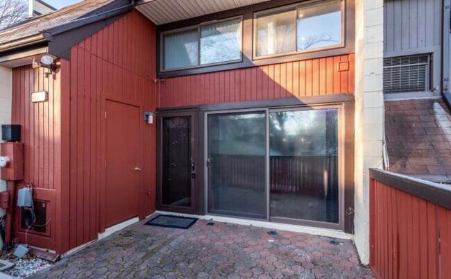 Photo - 3855 El Camino Pl House