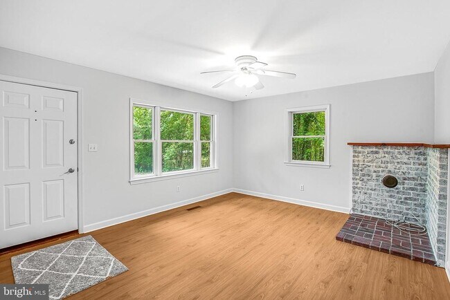 Foto del edificio - 25893 Royal Oak Rd