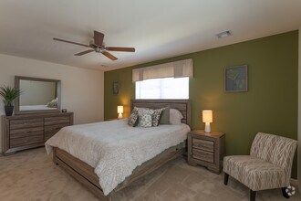 Apt 3517 - Hampden Greene
