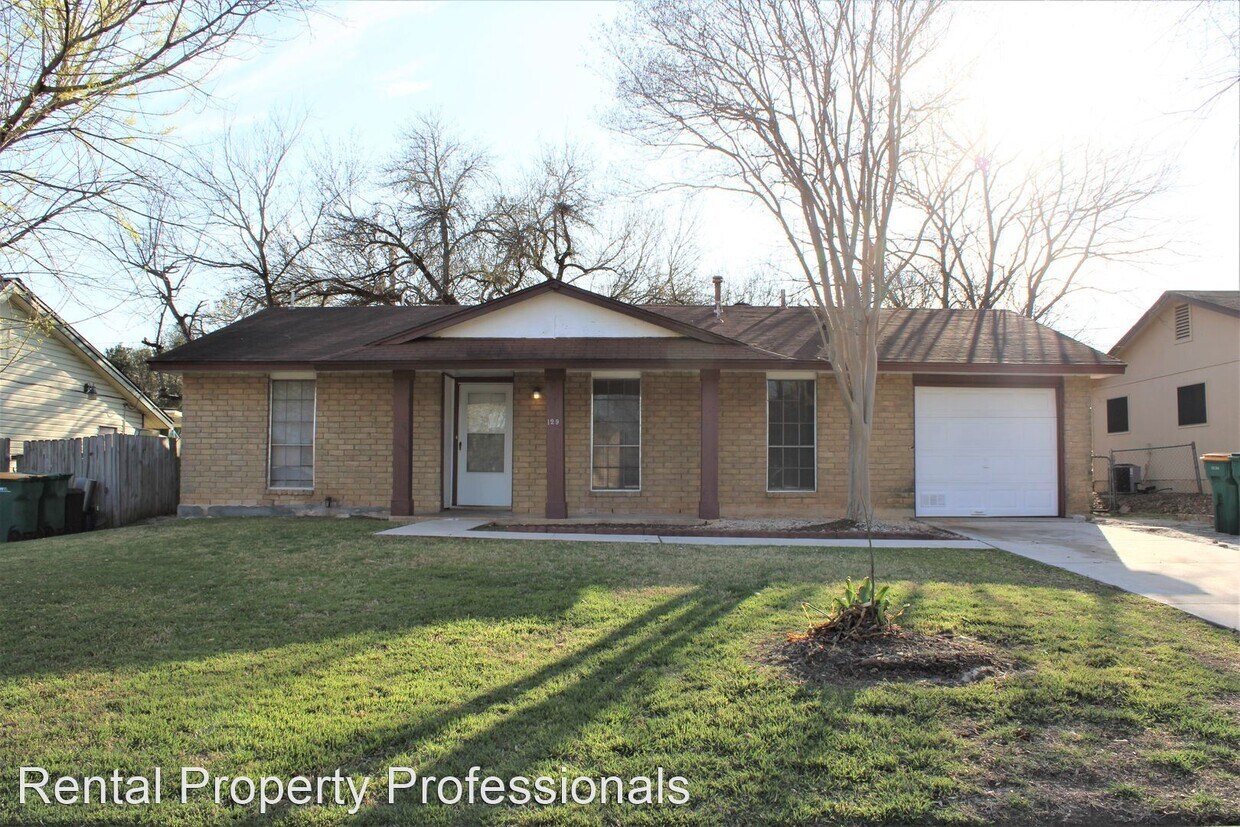 Foto principal - 3 br, 2 bath House - 129 Meadow Drive