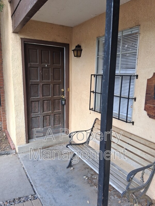 Building Photo - 12200 Candelaria Rd NE
