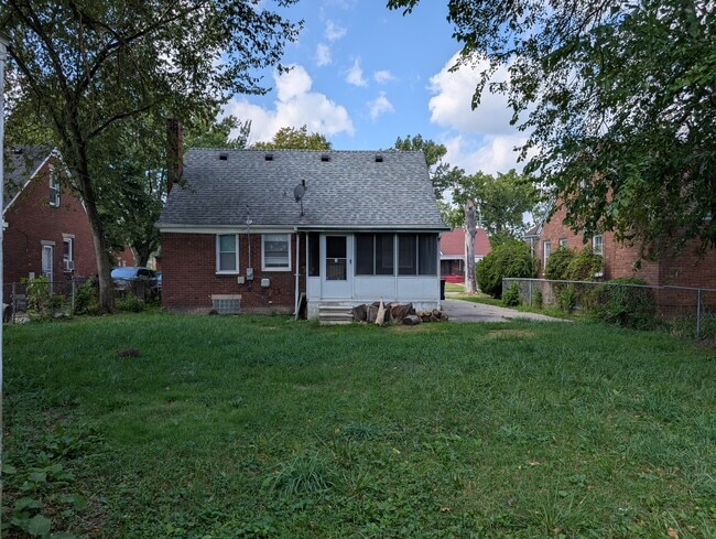 Building Photo - 20242 Ward Ave