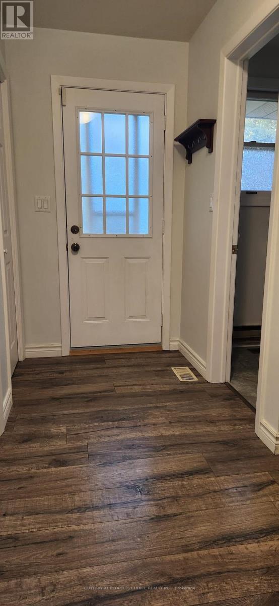 Building Photo - 336 Conlin Rd E