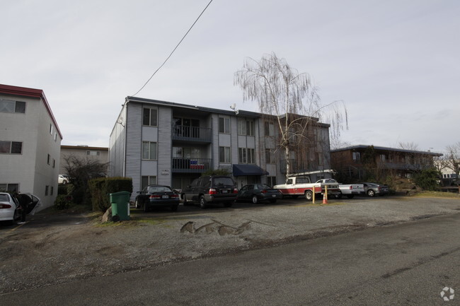 Building Photo - Maria Manor Apartments