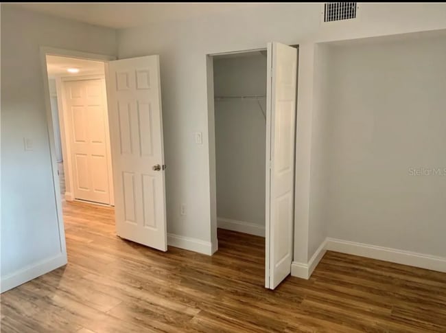 Photo - 2687 Sabal Springs Cir House