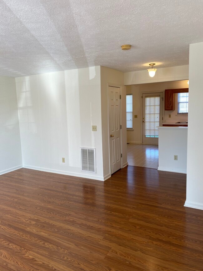 115 Copperfield Ln, Winchester, VA 22602 Townhome Rentals in