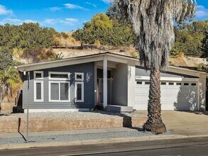Building Photo - 5442 Baja Dr