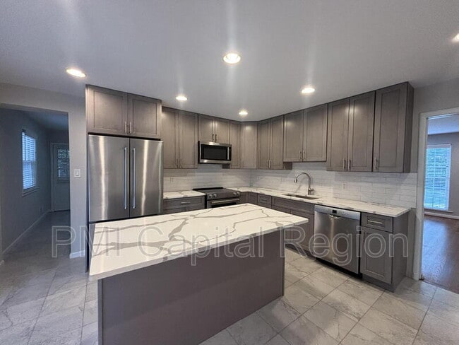 Foto del edificio - 7021 Whittier Blvd