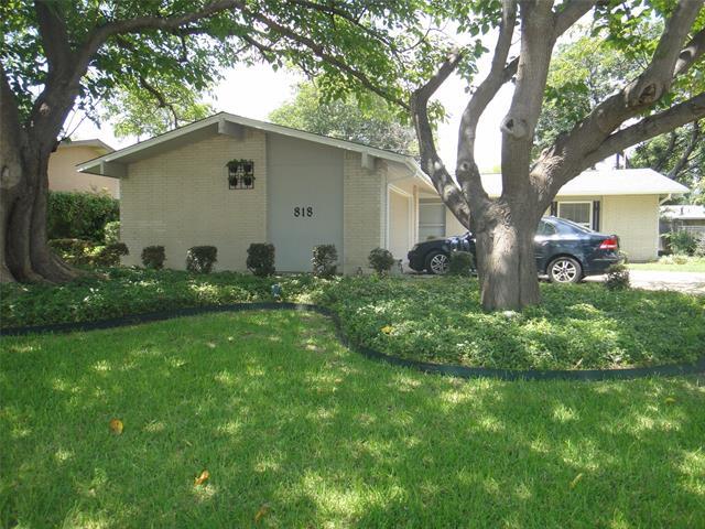 Primary Photo - 818 Melrose Dr