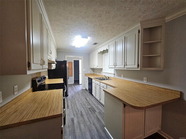 Foto del edificio - 3311 Branch St