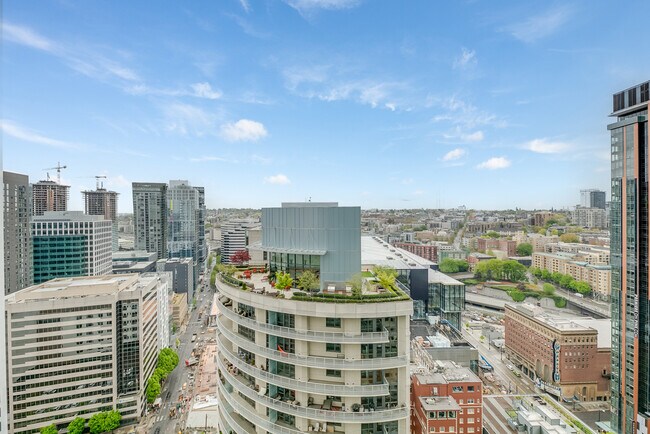 Foto del edificio - 737 Olive Wy