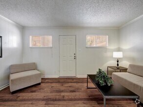 Building Photo - 4553 Guadalupe St
