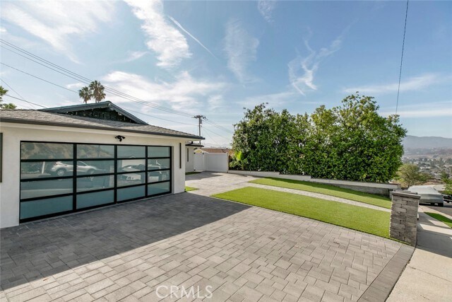 Building Photo - 27964 Carvel Dr