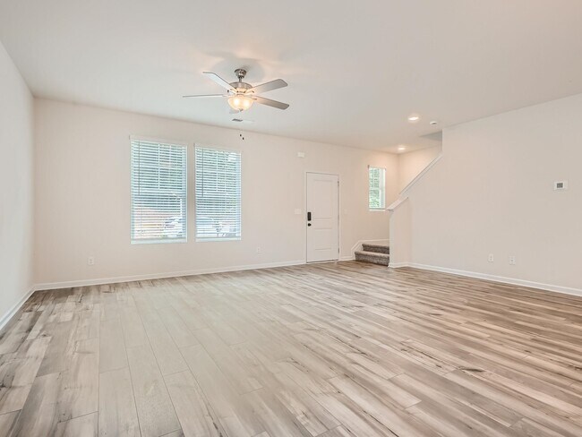Building Photo - 1065 Thomasville Estates Rd SE