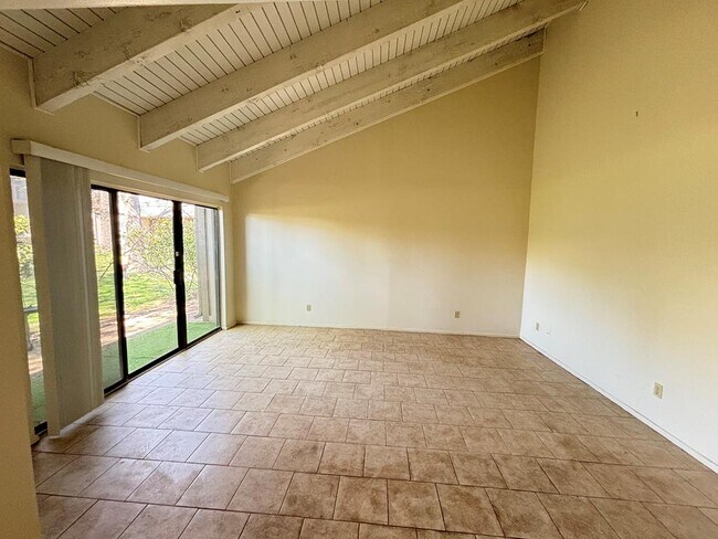 Foto del edificio - 1905 West Ln