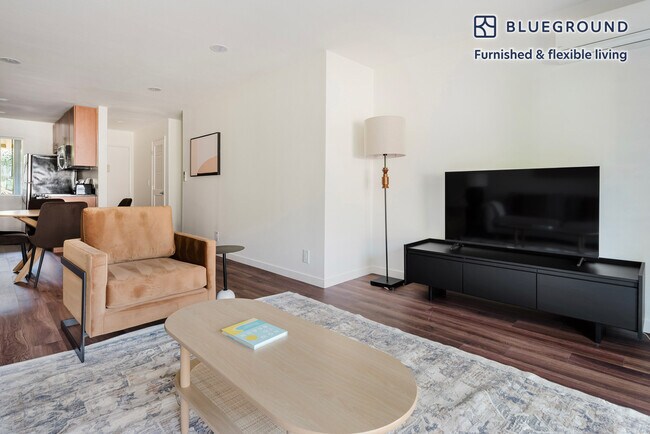 Foto del edificio - 20800 Homestead Rd