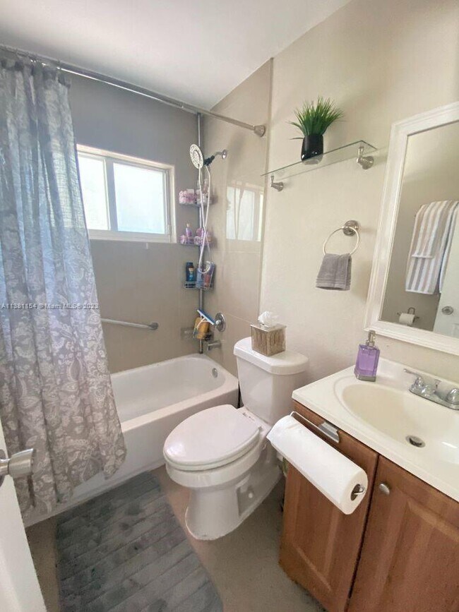 Foto del edificio - 441 NW 7th Terrace