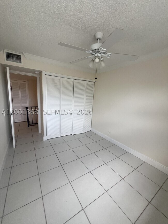 Foto del edificio - 3750 NW 115th Way