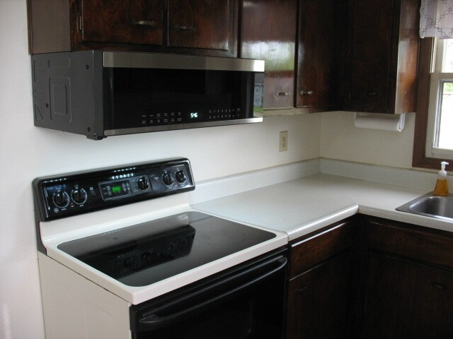 Foto del edificio - 523a Hobbs Ave