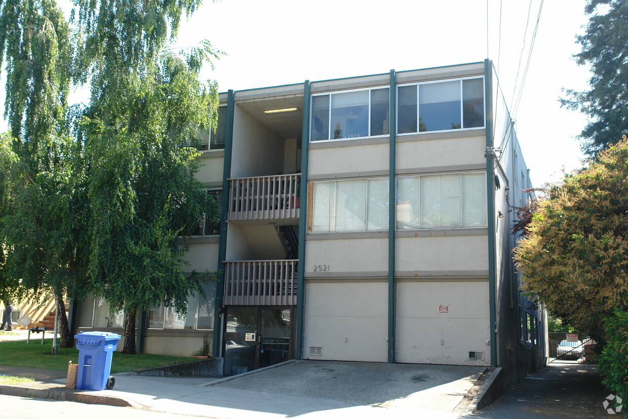 Foto del edificio - 2521 Piedmont Ave