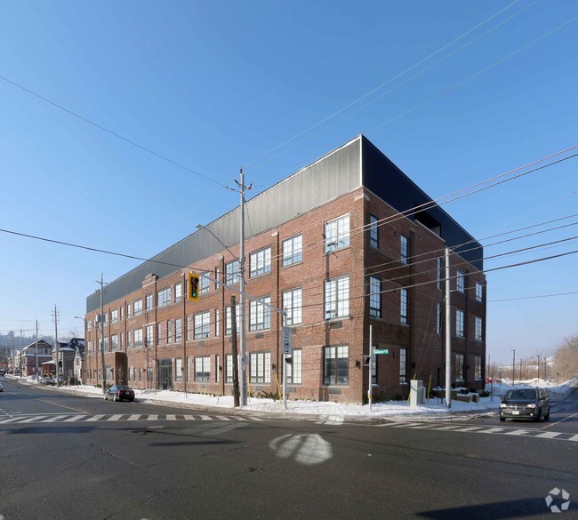 Building Photo - Dundurn Lofts