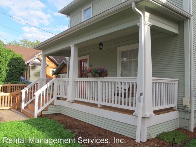 Foto del edificio - 3 br, 1.5 bath House - 66 NE Skidmore Ave
