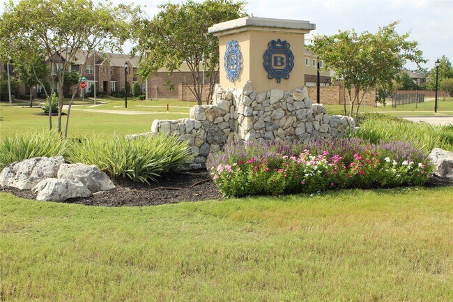 Foto del edificio - 15806 Perthshire Creek Dr