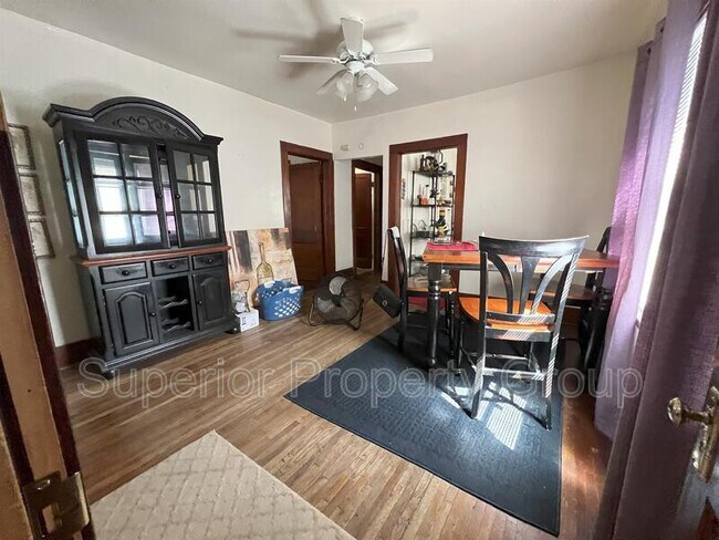 Foto del edificio - 510 W Holmes St