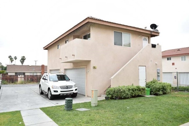 Foto del edificio - 209 N Spruce Ave