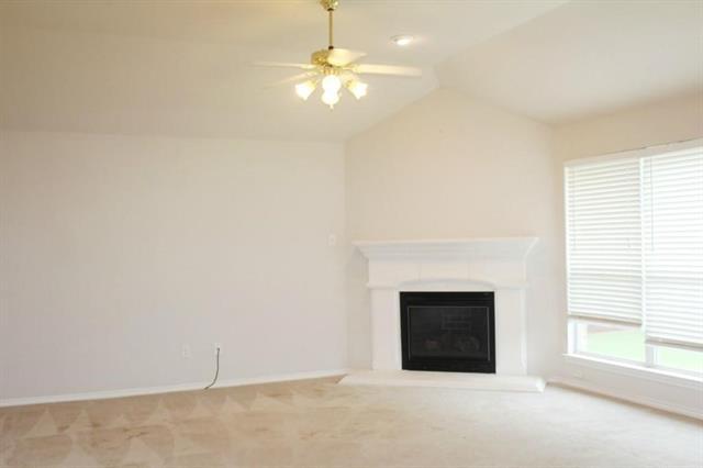 Foto del edificio - 8832 Fayetteville Dr