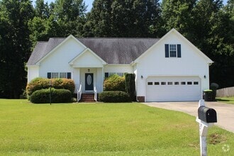 Building Photo - 211 Dogwood Estates Ln