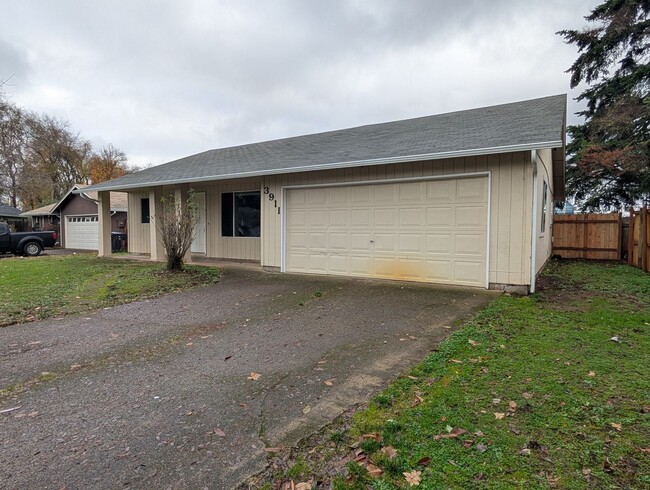 Building Photo - Great 3 bed/2 bath on cul-de-sac in Eugene!